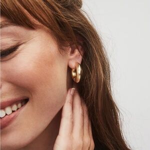 Kendra Scott Mikki Hoops Vintage Gold